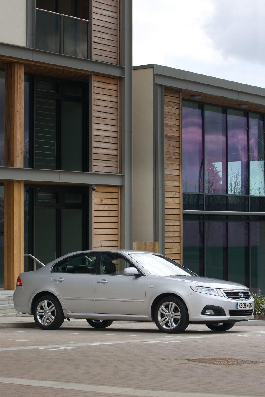  Kia Magentis 2009 года  (фото 14 из 108)